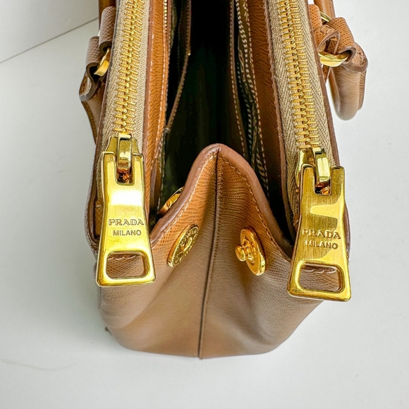Prada Galleria Double Zip Tote Bag in Caramel Brown Saffiano Leather - Picture 15 of 16